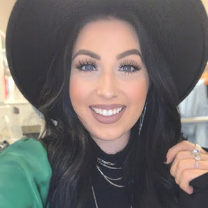 Meet your Posher, Haley